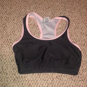 sports bra